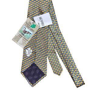 NWT The Nature Conservancy Galápagos Pintail 100% imported handmade silk tie
